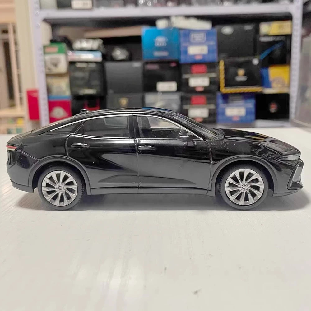 [OEM] 1:30 Toyota 2022 Crown Crossover S235 nero modellino di auto Die-Cast
