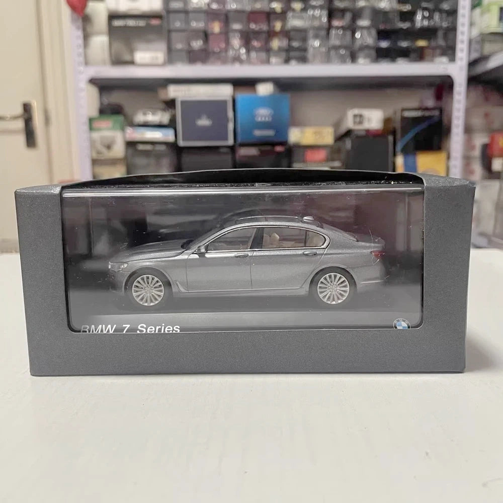 [OEM] 1:43 BMW 2015 G12 750Li Gray Model Car Die-Cast