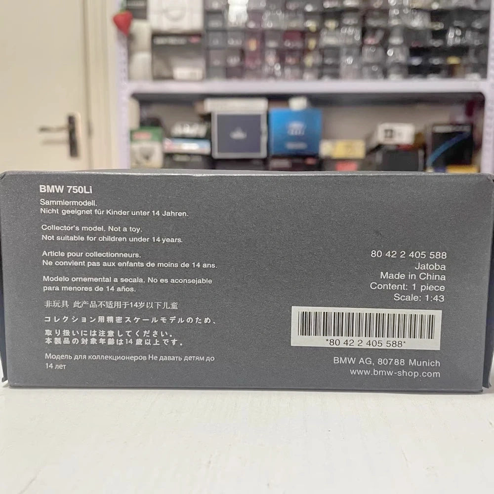 [OEM] 1:43 BMW 2015 G12 750Li Gray Model Car Die-Cast
