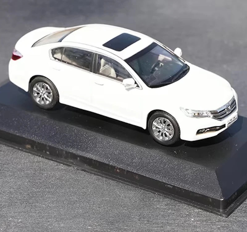 [OEM] 1:43 Honda 2017 Accord wit modelauto Die-Cast