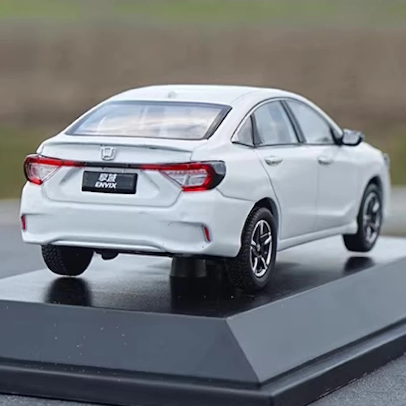 [OEM] 1:43 Honda 2019 Envix White Model Car Die-Cast