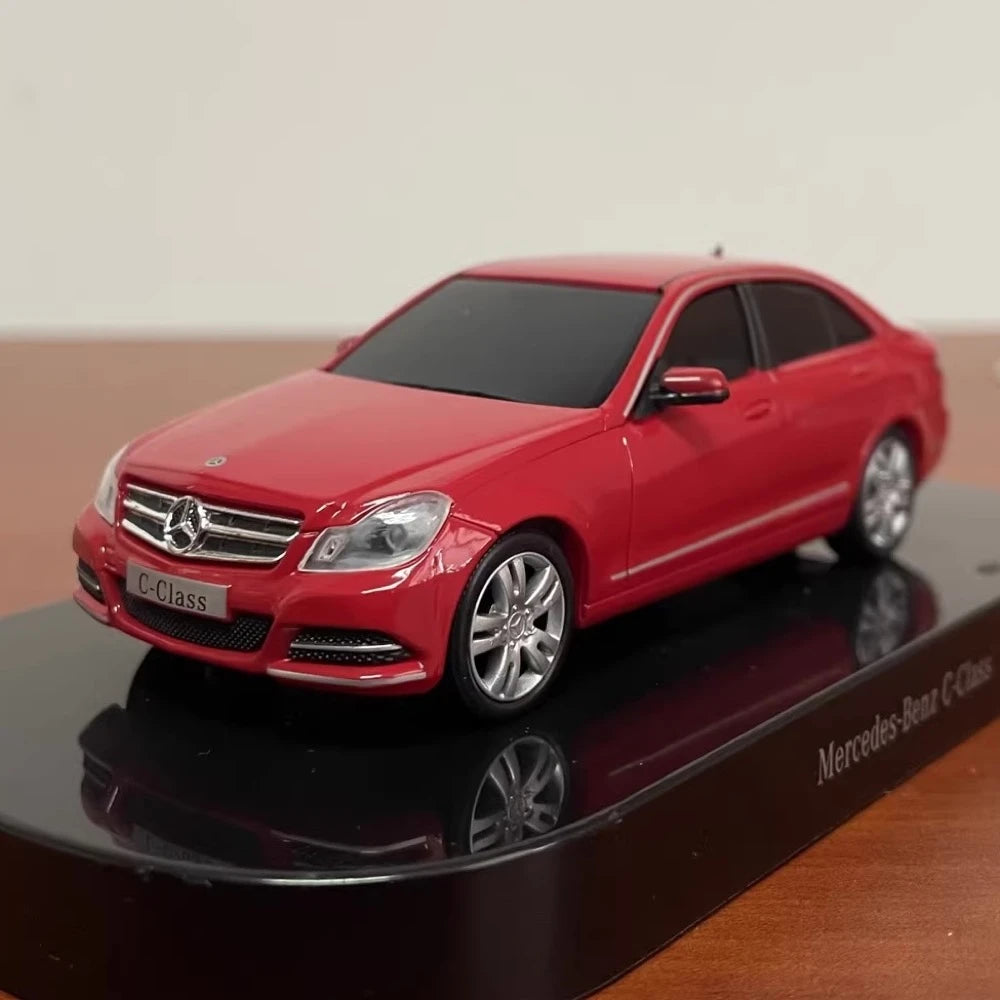 [OEM] 1:43 Mercedes-Benz 2011 C-Class W204 Red Model Car Die-Cast