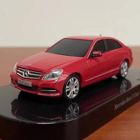 [OEM] 1:43 Mercedes-Benz 2011 C-Class W204 Red Model Car Die-Cast
