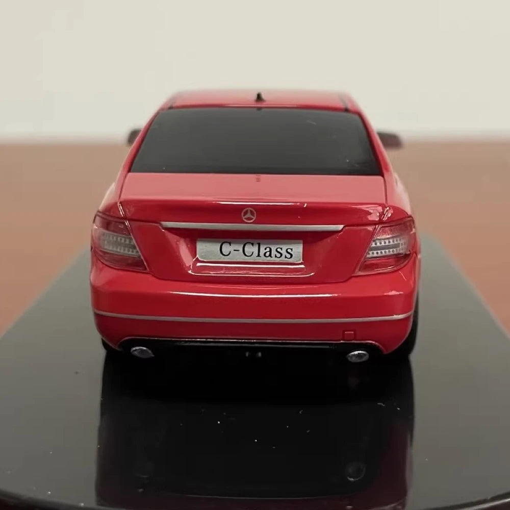 [OEM] 1:43 Mercedes-Benz 2011 C-Class W204 Red Model Car Die-Cast