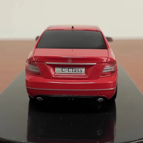 [OEM] 1:43 Mercedes-Benz 2011 C-Class W204 Red Model Car Die-Cast