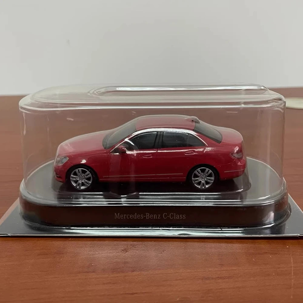 [OEM] 1:43 Mercedes-Benz 2011 C-Class W204 Red Model Car Die-Cast