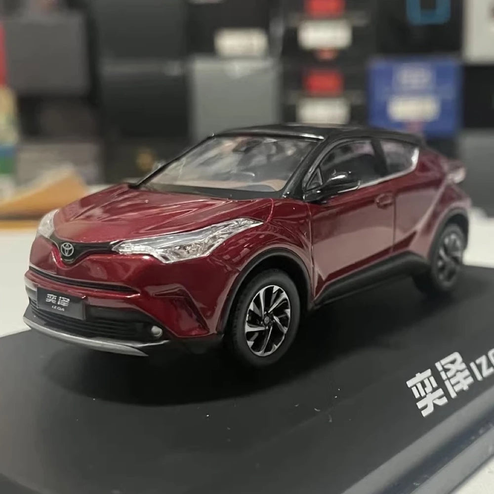 [OEM] 1:43 Toyota 2018 IZOA Red Model Car Die-Cast
