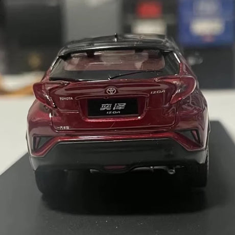 [OEM] 1:43 Toyota 2018 IZOA röd modellbil Die-Cast