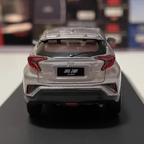 [OEM] 1:43 Toyota 2018 IZOA Sliver modellbil Die-Cast