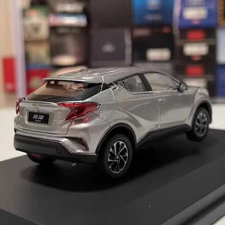 [OEM] 1:43 Toyota 2018 IZOA Sliver modellbil Die-Cast