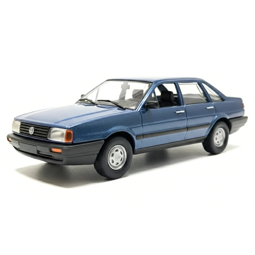 [OEM] 1:43 Volkswagen 1985 Santana B2 Blue Model Car Die-Cast