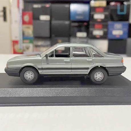 [OEM] 1:43 Volkswagen 1985 Santana B2 グリーン モデルカー Die-Cast