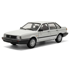 [OEM] 1:43 Volkswagen 1985 Santana B2 White Model Car Die-Cast