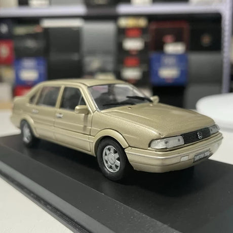 [OEM] 1:43 Volkswagen 1995 Santana 2000 ゴールド モデルカー Die-Cast