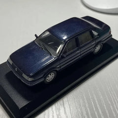 [OEM] 1:43 Volkswagen 1995 Santana 2000 Purple Model Car Die-Cast
