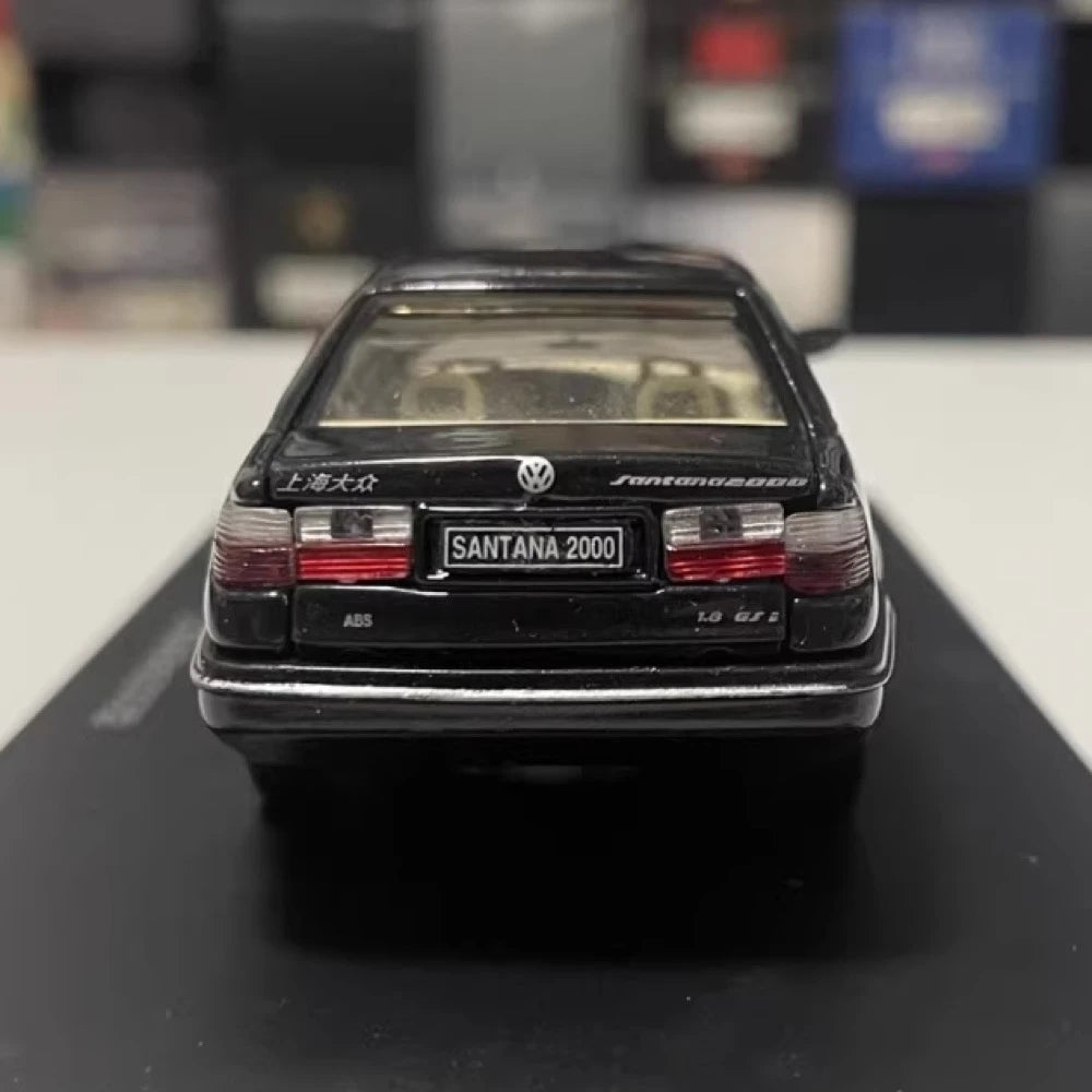 [OEM] 1:43 Volkswagen 1998 Santana 2000 Black Model Car Die-Cast
