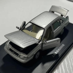 [OEM] 1:43 Volkswagen 1998 Santana 2000 Silver Model Car Die-Cast