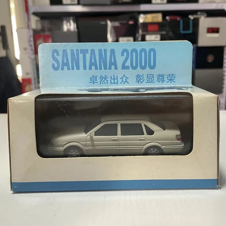 [OEM] 1:43 Volkswagen 1999 Santana 2000 White Model Car Die-Cast