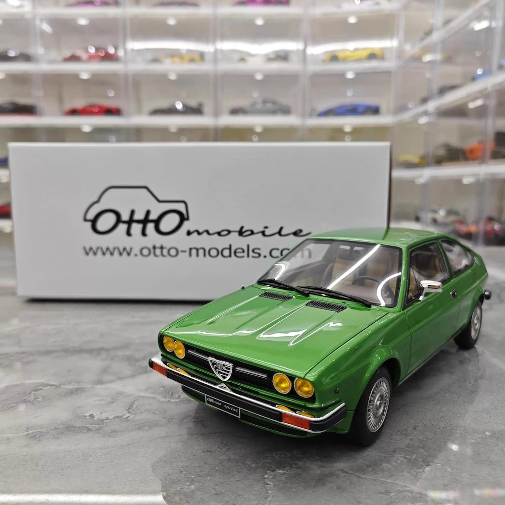 [OTTO] 1:18 Alfa Romeo 1976 Alfasud Sprint Green Model Car Resin