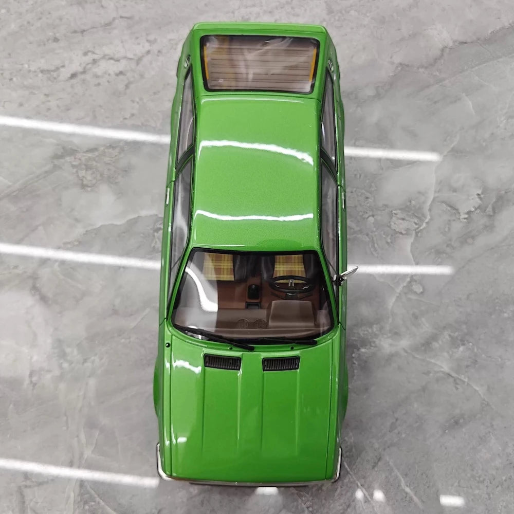 [OTTO] 1:18 Alfa Romeo 1976 Alfasud Sprint Green Model Car Resin