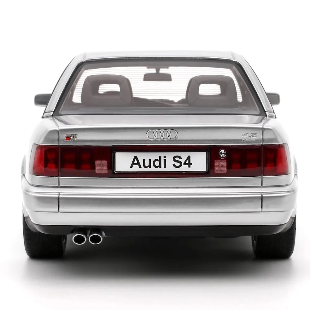 [OTTO] 1:18 Audi 1993 S4 C4 4.2 V8 Silver Model Car Resin