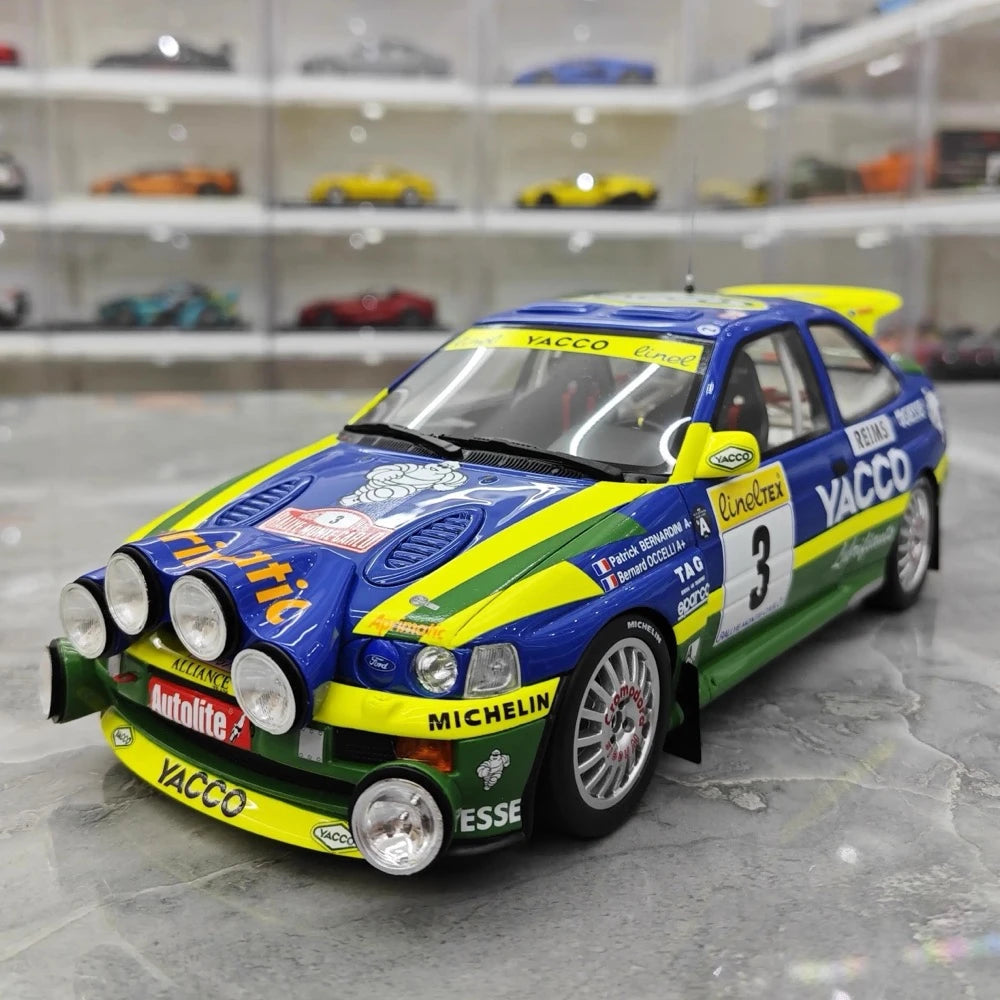 [OTTO] 1:18 Ford 1992 Escort RS Cosworth Group A #3 Model Car Resin / Closed Body