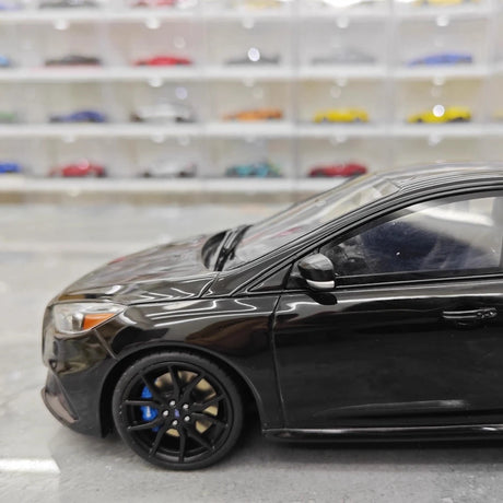 [OTTO] 1:18 Ford 2015 Focus RS Black Model Car Resin