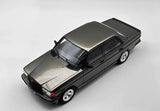 [OTTO] 1:18 Mercedes-AMG 1980 280 W123 Green Model Car Resin