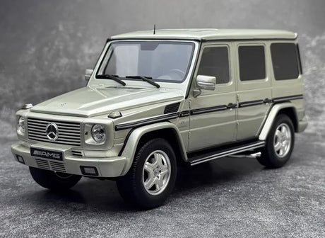 [OTTO] 1:18 Mercedes-Benz 2003 G55 AMG W463 Off White Model Car Resin