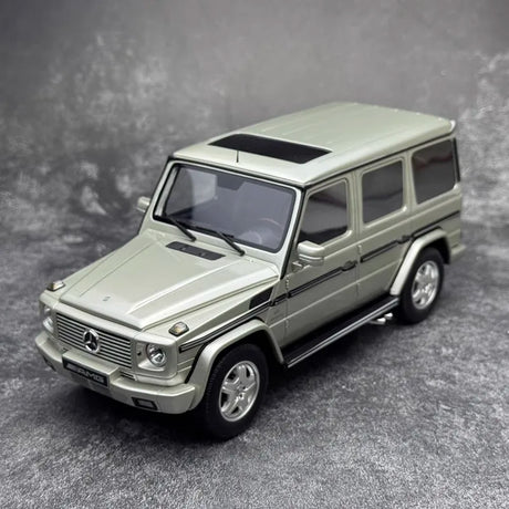 [OTTO] 1:18 Mercedes-Benz 2003 G55 AMG W463 Off White Model Car Resin
