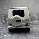 [OTTO] 1:18 Mercedes-Benz 2003 G55 AMG W463 Off White Model Car Resin