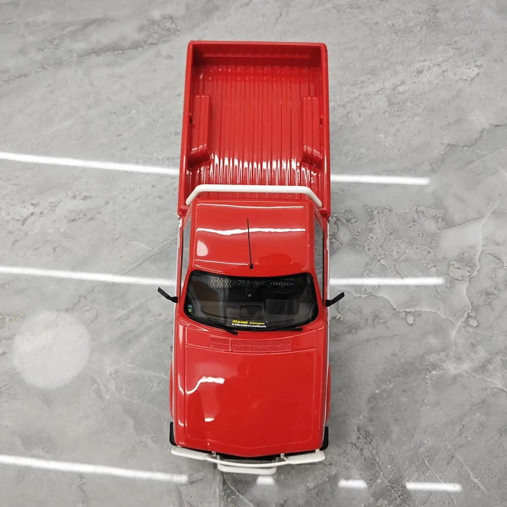 [OTTO] 1:18 Peugeot 1980 504 Pick-up Red Model Car Resin