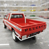 [OTTO] 1:18 Peugeot 1980 504 pick-up rosso modellino di auto resina
