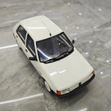 [OTTO] 1:18 Peugeot 1988 205 Junior Blanc Meije Model Car Resin