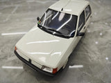 [OTTO] 1:18 Peugeot 1988 205 Junior Blanc Meije Model Car Resin