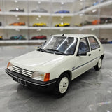 [OTTO] 1:18 Peugeot 1988 205 Junior Blanc Meije Model Car Resin