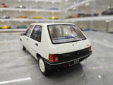 [OTTO] 1:18 Peugeot 1988 205 Junior Blanc Meije Model Car Resin