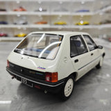 [OTTO] 1:18 Peugeot 1988 205 Junior Blanc Meije Model Car Resin
