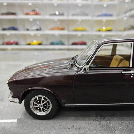 [OTTO] 1:18 Renault 1974 16 TX Wine Model Car Resin