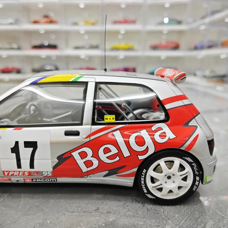 [OTTO] 1:18 Renault 1995 Clio Maxi Ypres Rally B. Munster #17 Model Car Resin / Closed Body
