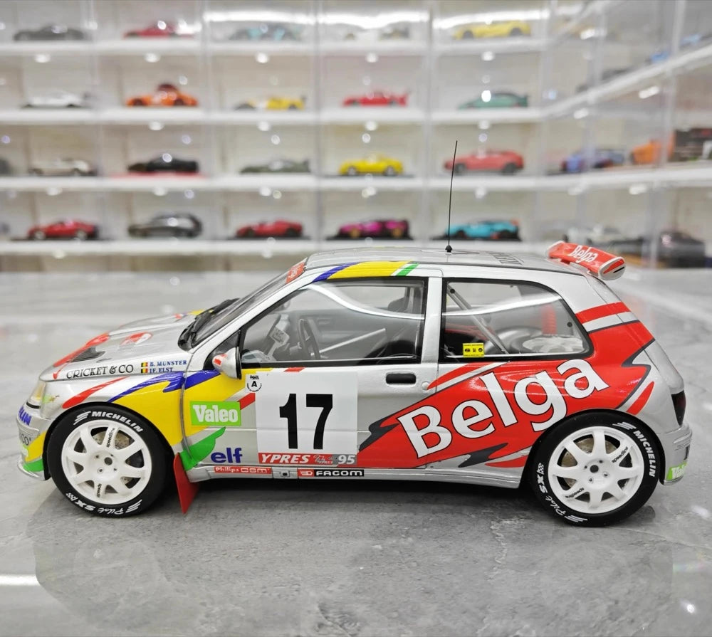 [OTTO] 1:18 Renault 1995 Clio Maxi Ypres Rally B. Munster #17 Model Car Resin / Closed Body