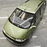 [OTTO] 1:18 Renault 2000 Espace 3 Green Model Car Resin