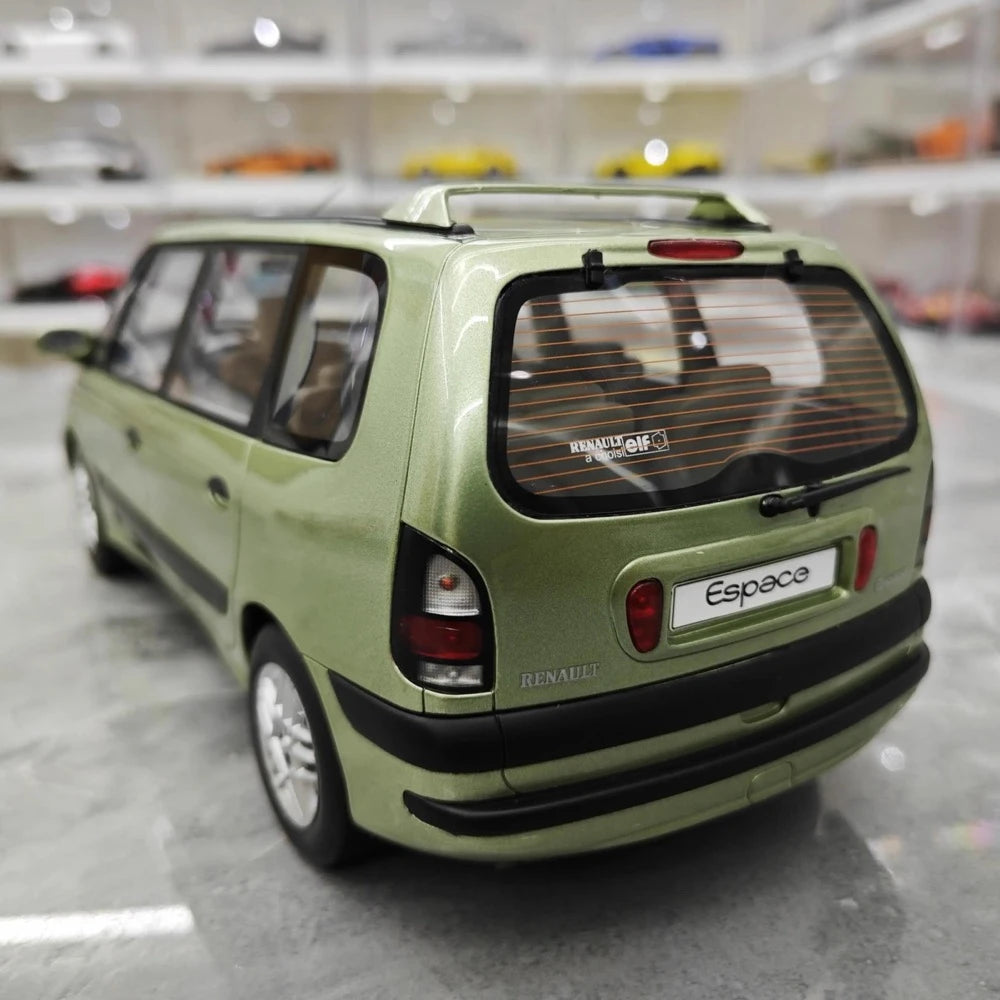 [OTTO] 1:18 Renault 2000 Espace 3 Green Model Car Resin