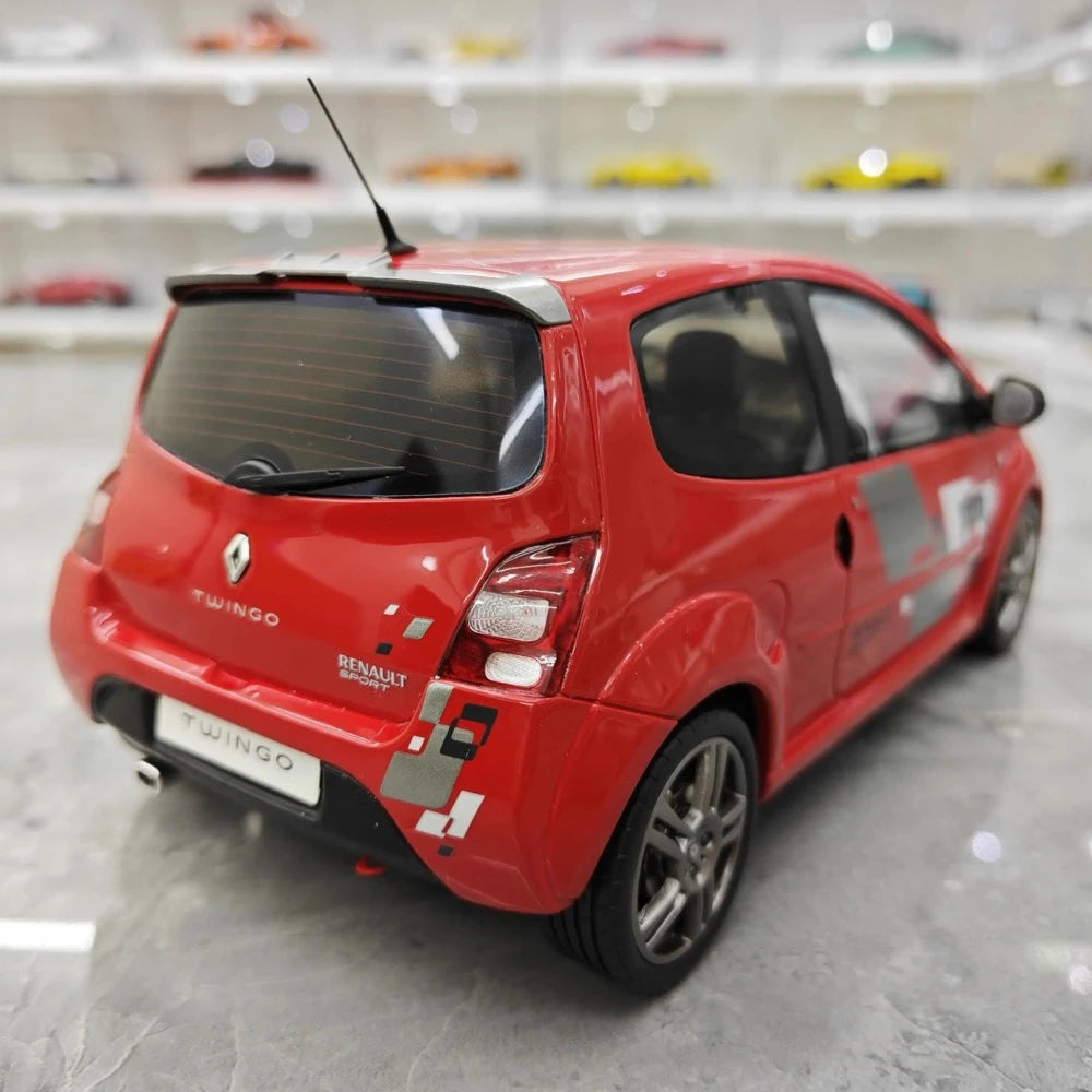 [OTTO] 1:18 Renault 2008 Twingo RS Red Model Car Resin