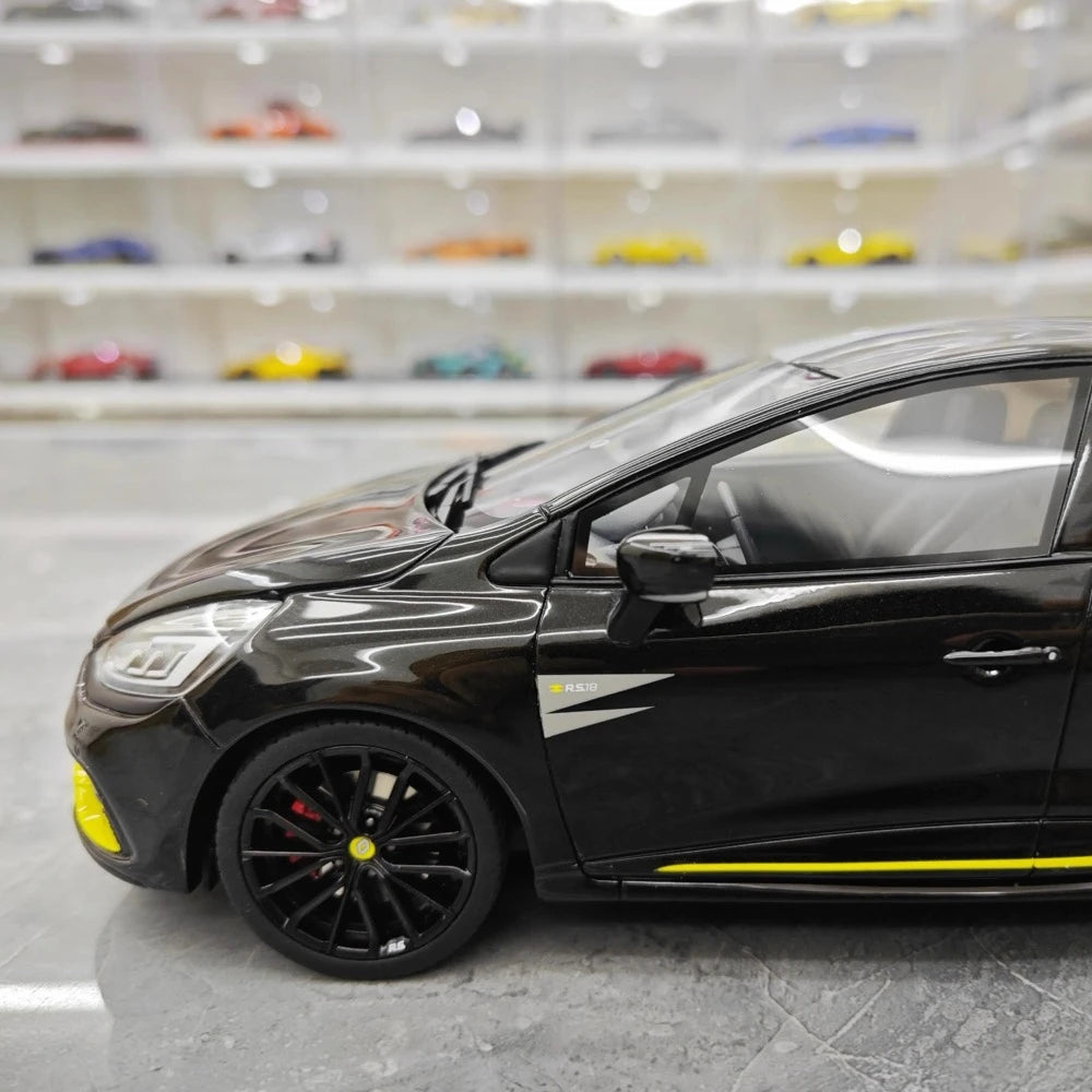 [OTTO] 1:18 Renault 2018 Clio 4 RS 18 nero modellino di auto resina