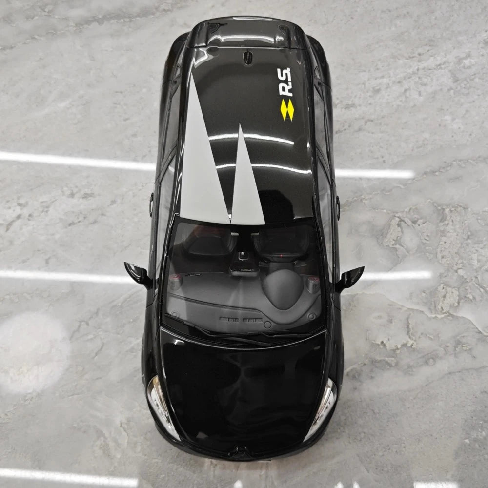 [OTTO] 1:18 Renault 2018 Clio 4 RS 18 nero modellino di auto resina