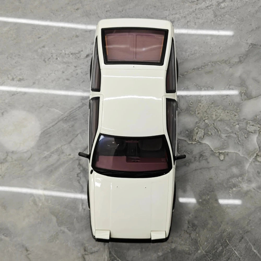 [OTTO] 1:18 Toyota 1983 AE86 Sprinter Trueno White Model Car Resin