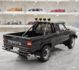 [OTTO] 1:18 Toyota 1983 Hilux SR5 Black Model Car Resin