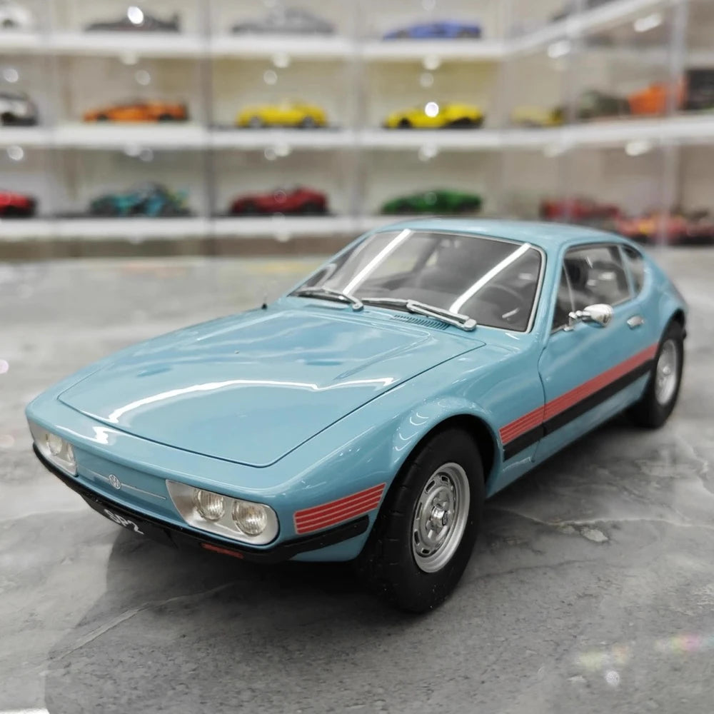 [OTTO] 1:18 Volkswagen 1973 SP2 blå modellbil harts