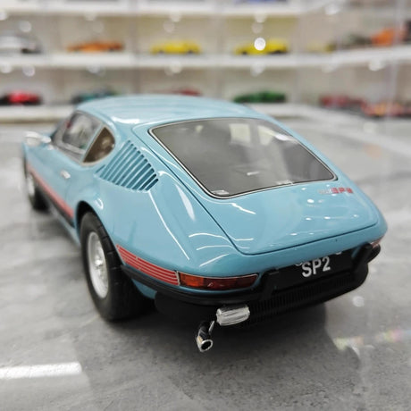 [OTTO] 1:18 Volkswagen 1973 SP2 Blue Model Car Resin